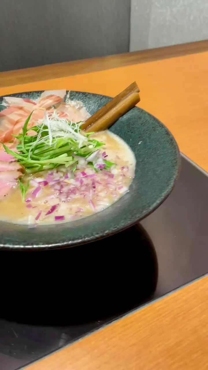 浪花どろうどん/鶏白湯/うどん/出汁家浪庵/梅田スカイビル/中津/大淀